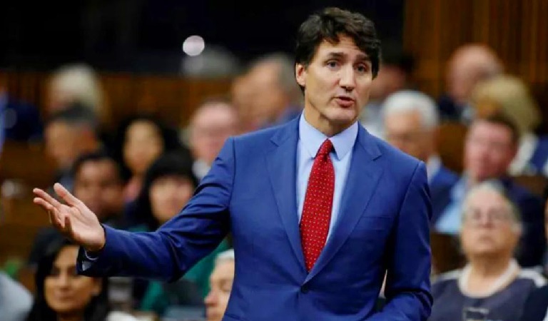 Canada PM justin trudeau survives no-confidence vote in parliament, but faces new political challenge