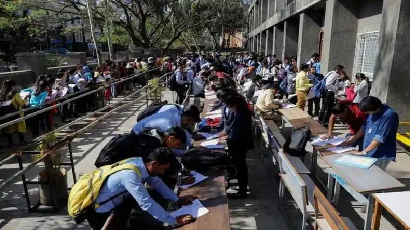 Female unemployment to rise in 2023-24, unemployment rate stable at 3.2%