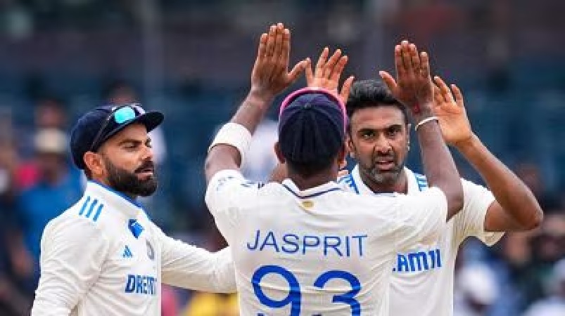 Ravichandran ashwin all-round performance helped india beat bangladesh in the first test