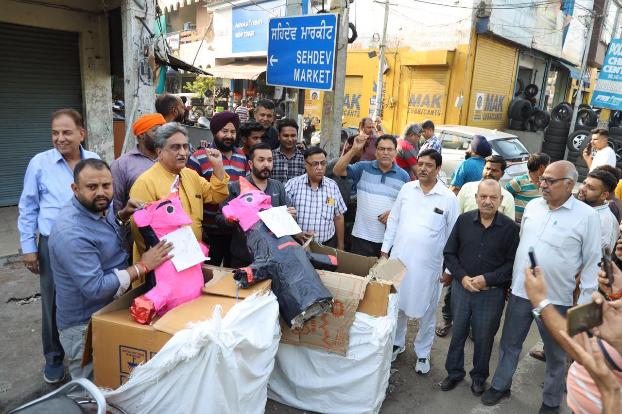 à¤¶à¤¾à¤¸à¥à¤¤à¥à¤°à¥€ à¤®à¤¾à¤°à¥à¤•à¤¿à¤Ÿ à¤®à¥‡à¤‚ à¤œà¥€.à¤à¤¸.à¤Ÿà¥€ à¤šà¥ˆà¤•à¤¿à¤‚à¤—: à¤­à¤—à¤µà¤‚à¤¤ à¤®à¤¾à¤¨ à¤”à¤° à¤•à¥‡à¤œà¤°à¥€à¤µà¤¾à¤² à¤•à¥‡ à¤ªà¥à¤¤à¤²à¥‡ à¤¬à¤°à¤¾à¤®à¤¦