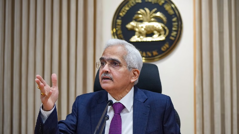 RBI governor shaktikanta das statement, inflation expected to decline in the last quarter, geopolitical risks remain