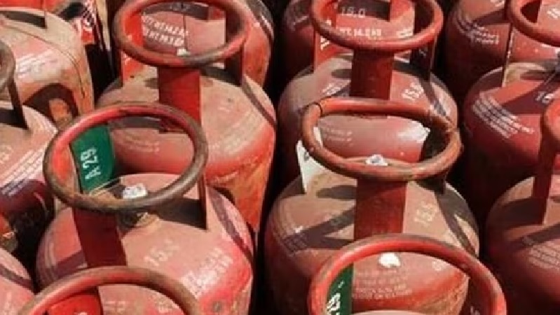 LPG prices increased again: 19 kg cylinder price increased by rs 48.5, 5 kg cylinder price increased by rs 12