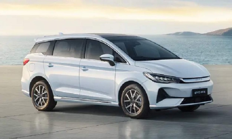 BYD eMAX 7 MPV launched in india, know about price, range, features and other details