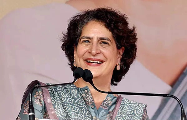 Priyanka gandhi will start election campaign with nomination in wayanad by-election