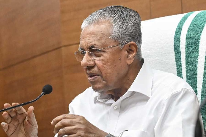 Kerala CM pinarayi vijayan targeted BJP and congress