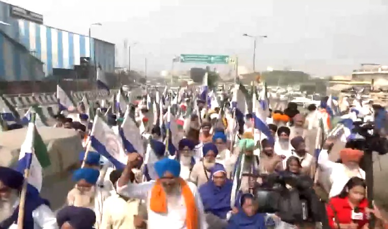 Farmers angry over delay in paddy procurement, announce indefinite chakka jam on four highways of punjab from october 26