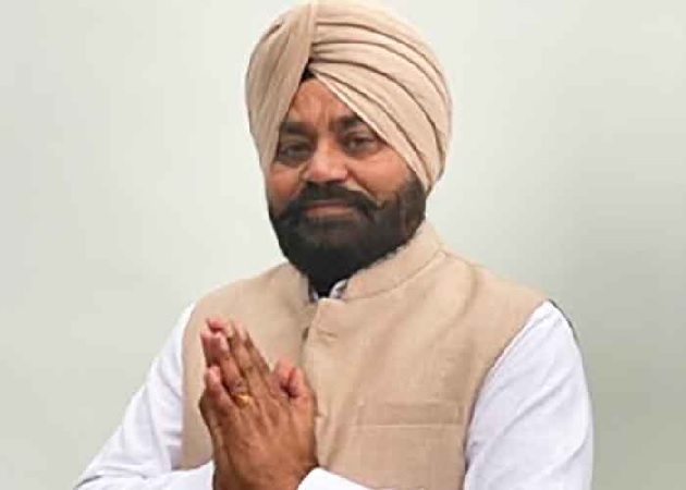 Punjab bypolls: Former akali minister extends support to AAP candidate