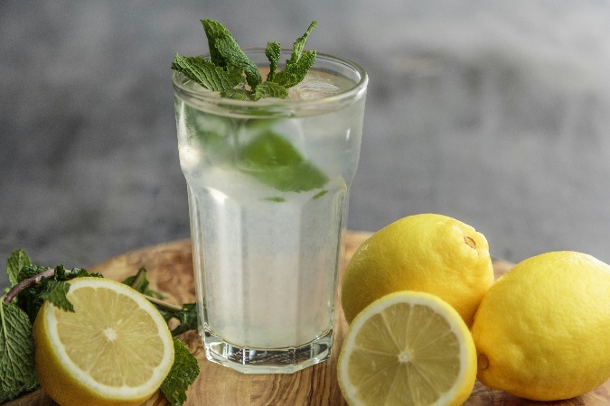5 morning detox drink recipes to combat air pollution