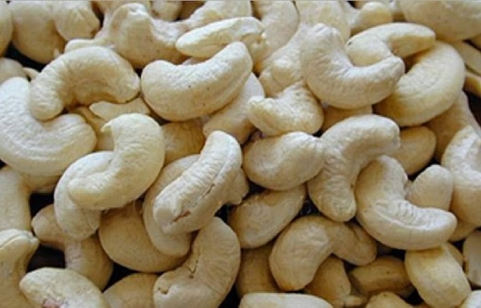 5 health benefits of consuming cashews daily