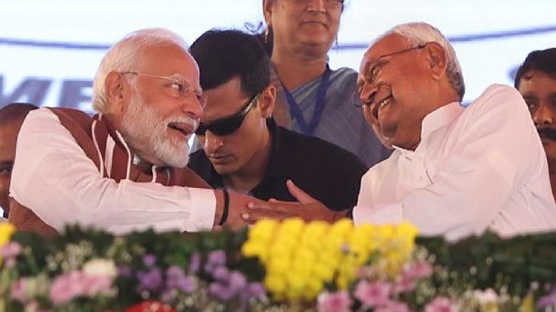 Prime minister modi praised nitish kumar role in the development of bihar, said he brought him out of "jungle raj"