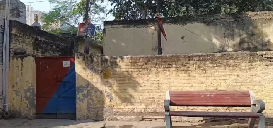 Grenade attack on closed police post in amritsar, forensic investigation underway