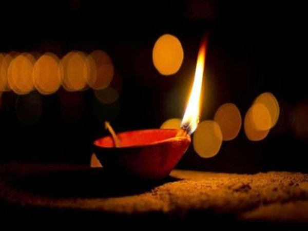 Remove your troubles with these simple solutions of lamps, which day and which type of lamp will give auspicious results
