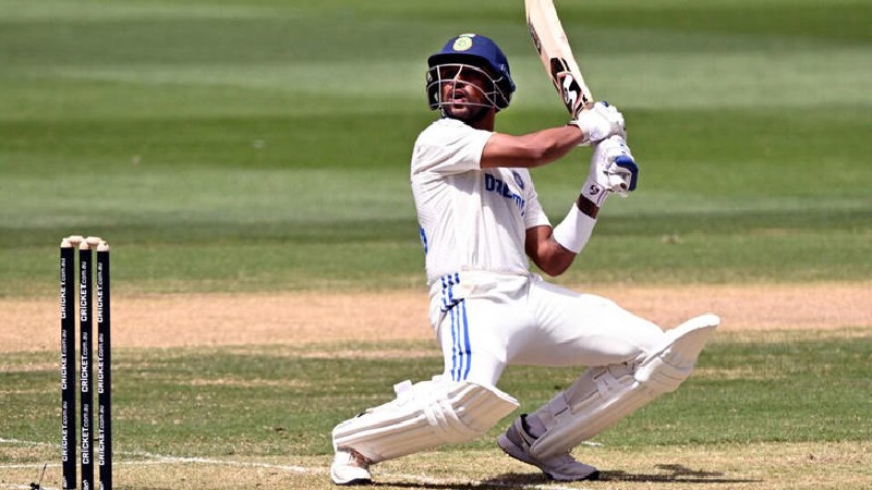 Dhruv jurel explosive innings, claims to be a new star in the race to get a place in the test team