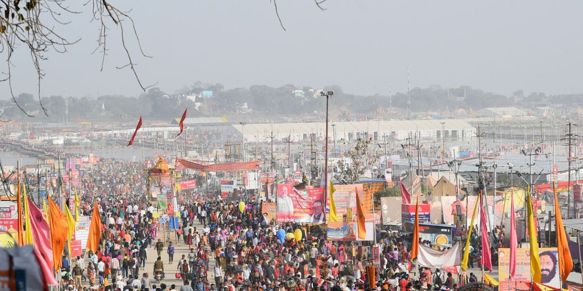 Mahakumbh 2025: Blast Threat Sparks Security Alert, 18 Suspects Detained in Prayagraj