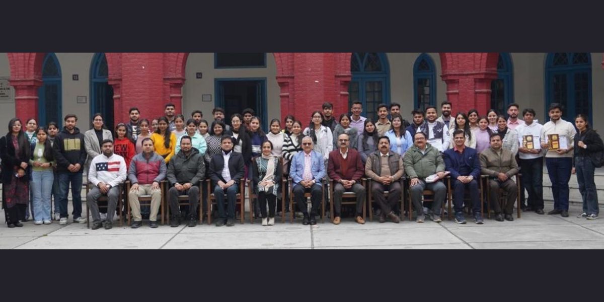Training and Placement Cell, DAV College, Jalandhar Organized an Award Ceremony