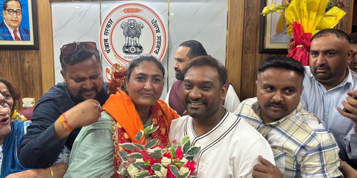 Rajwinder Kaur Thiara Takes Charge as Jalandhar Improvement Trust Chairperson Amid Power Show