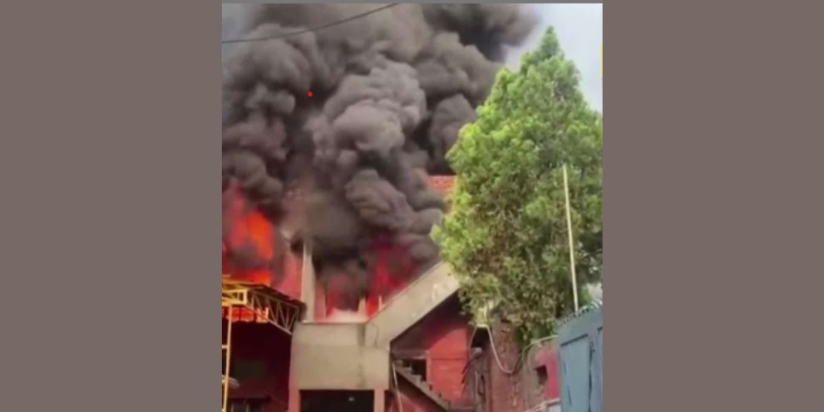 Massive Fire at Jalandhar Sports Factory, Over 20 Fire Engines on the Spot