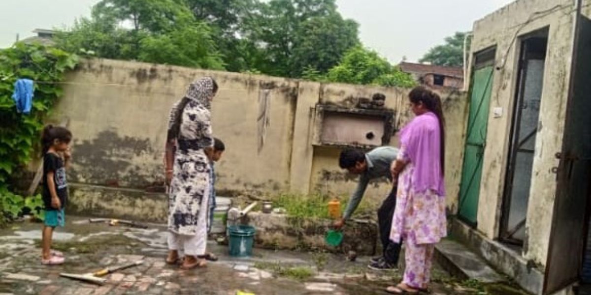 Massive Survey Launched to Prevent Dengue at War Footing