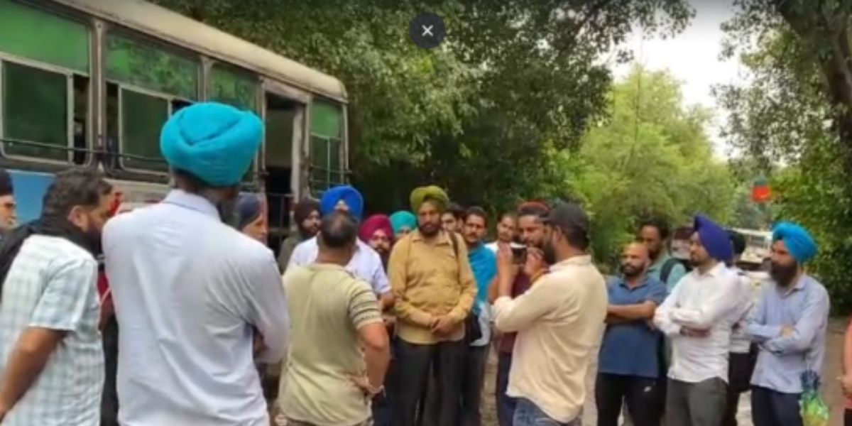 Punbus and PRTC Contract Workers Strike in Jalandhar, Commuters Suffer Amid Rain