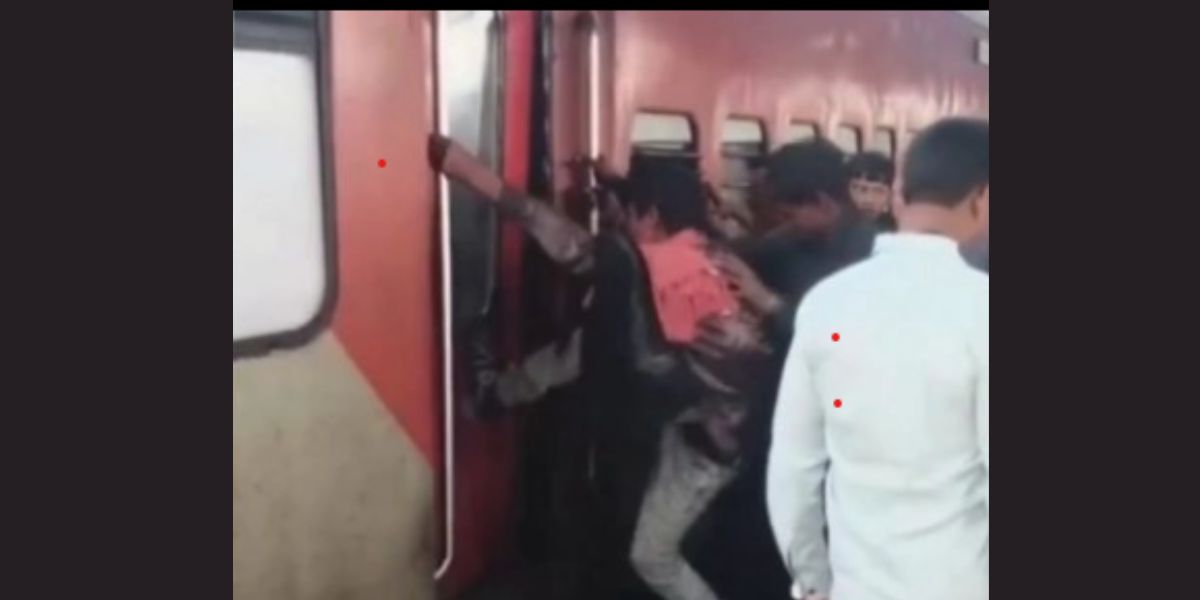 Heavy Rush at Jalandhar Railway Station Ahead of Chhath Puja