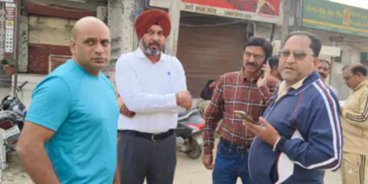 Senior Deputy Mayor Inspects Garbage Lifting in Jalandhar, Orders Timely Completion of Work