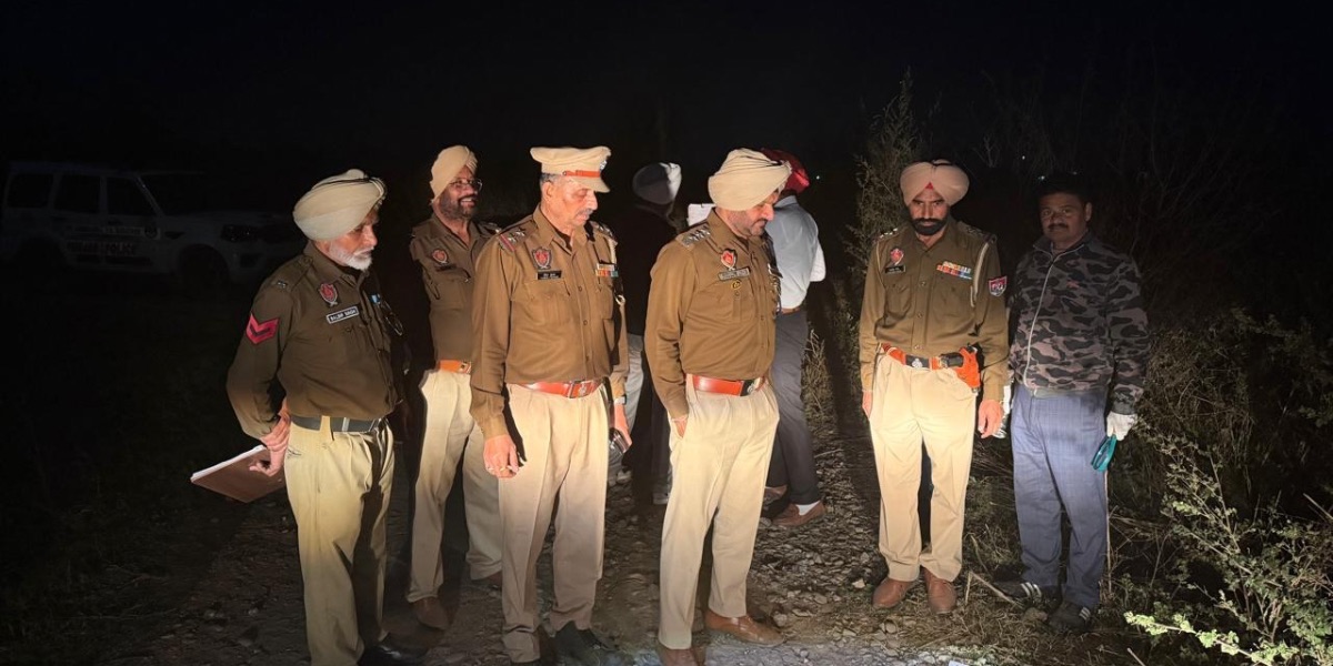 à¤®à¤¹à¤¿à¤¤à¤ªà¥à¤° à¤¸à¤°à¤ªà¤‚à¤š à¤¹à¤®à¤²à¤¾ à¤®à¤¾à¤®à¤²à¥‡ à¤®à¥‡à¤‚ à¤¬à¤¡à¤¼à¥€ à¤¸à¤«à¤²à¤¤à¤¾; à¤ªà¥à¤²à¤¿à¤¸ à¤®à¥à¤ à¤­à¥‡à¤¡à¤¼ à¤®à¥‡à¤‚ à¤®à¥à¤–à¥à¤¯ à¤†à¤°à¥‹à¤ªà¥€ à¤—à¤¿à¤°à¤«à¥à¤¤à¤¾à¤°, à¤¹à¤¥à¤¿à¤¯à¤¾à¤° à¤¬à¤°à¤¾à¤®à¤¦
