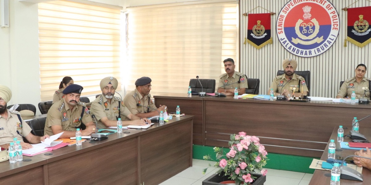 à¤•à¤¾à¤°à¥à¤¯à¤¾à¤²à¤¯ à¤µà¤°à¤¿à¤·à¥à¤  à¤ªà¥à¤²à¤¿à¤¸ à¤…à¤§à¥€à¤•à¥à¤·à¤•, à¤œà¤¾à¤²à¤‚à¤§à¤° à¤—à¥à¤°à¤¾à¤®à¥€à¤£  à¤à¤¸.à¤à¤¸.à¤ªà¥€. à¤œà¤¾à¤²à¤‚à¤§à¤° à¤—à¥à¤°à¤¾à¤®à¥€à¤£ à¤¨à¥‡ à¤•à¥€ à¤œà¤¿à¤²à¤¾ à¤…à¤ªà¤°à¤¾à¤§ à¤¸à¤®à¥€à¤•à¥à¤·à¤¾ à¤¬à¥ˆà¤ à¤•