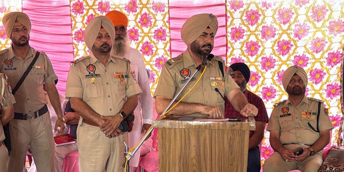 à¤µà¤°à¤¿à¤·à¥à¤  à¤ªà¥à¤²à¤¿à¤¸ à¤…à¤§à¥€à¤•à¥à¤·à¤•, à¤à¤¸.à¤à¤¸.à¤ªà¥€. à¤œà¤¾à¤²à¤‚à¤§à¤° à¤—à¥à¤°à¤¾à¤®à¥€à¤£ à¤¨à¥‡ à¤¨à¤¶à¤¾ à¤®à¥à¤•à¥à¤¤ à¤¸à¤®à¤¾à¤œ à¤•à¥‡ à¤¨à¤¿à¤°à¥à¤®à¤¾à¤£ à¤•à¥‡ à¤²à¤¿à¤ à¤¸à¤¾à¤®à¥‚à¤¹à¤¿à¤• à¤ªà¥à¤°à¤¯à¤¾à¤¸à¥‹à¤‚ à¤•à¤¾ à¤†à¤¹à¥à¤µà¤¾à¤¨ à¤•à¤¿à¤¯à¤¾
